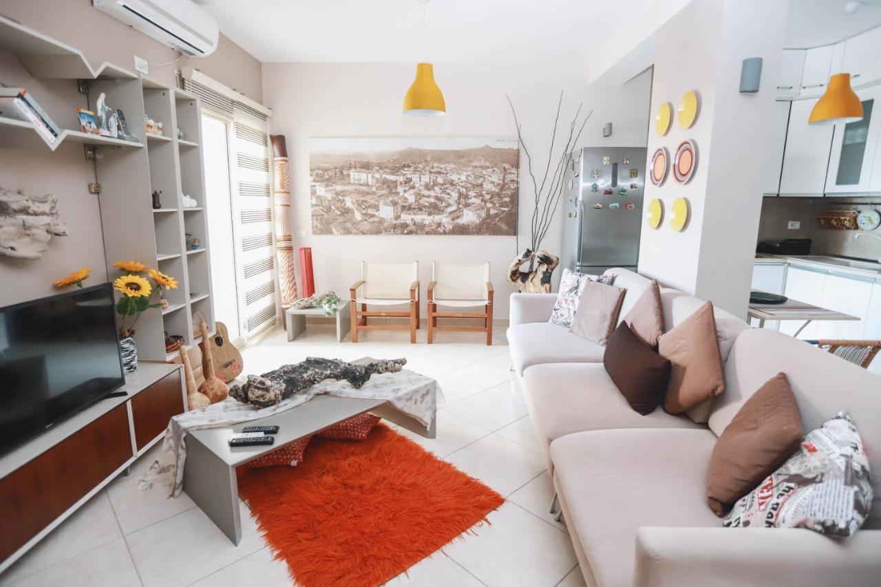 Large Apartment Near The Seaside Boulevard Lungomare Vlorë Buitenkant foto