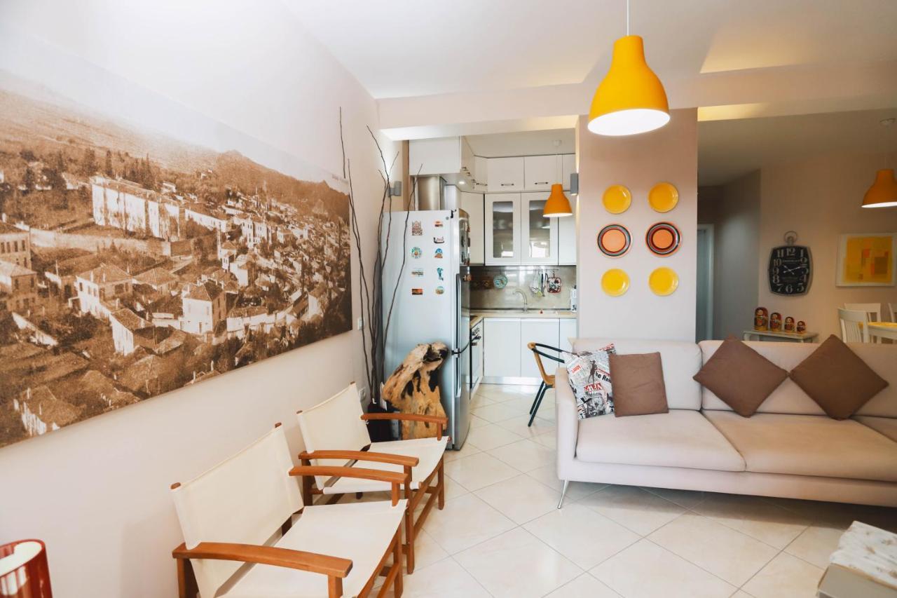 Large Apartment Near The Seaside Boulevard Lungomare Vlorë Buitenkant foto